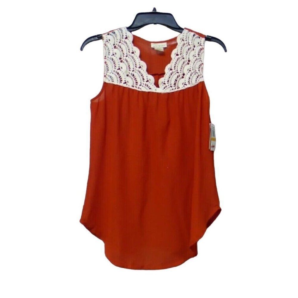 Belle Du Jour Junior’s Crochet Trim Woven Top, Size S, Cinnamon